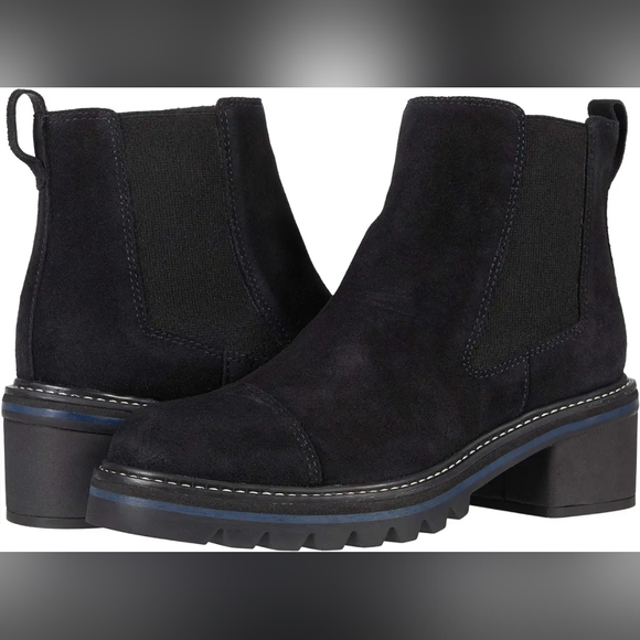 Bernardo Salem Women's Black Suede Boots size 8 With Chunky Heel - Picture 1 of 11